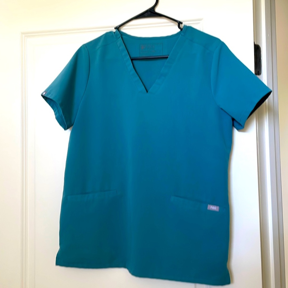 Figs teal Casma top
